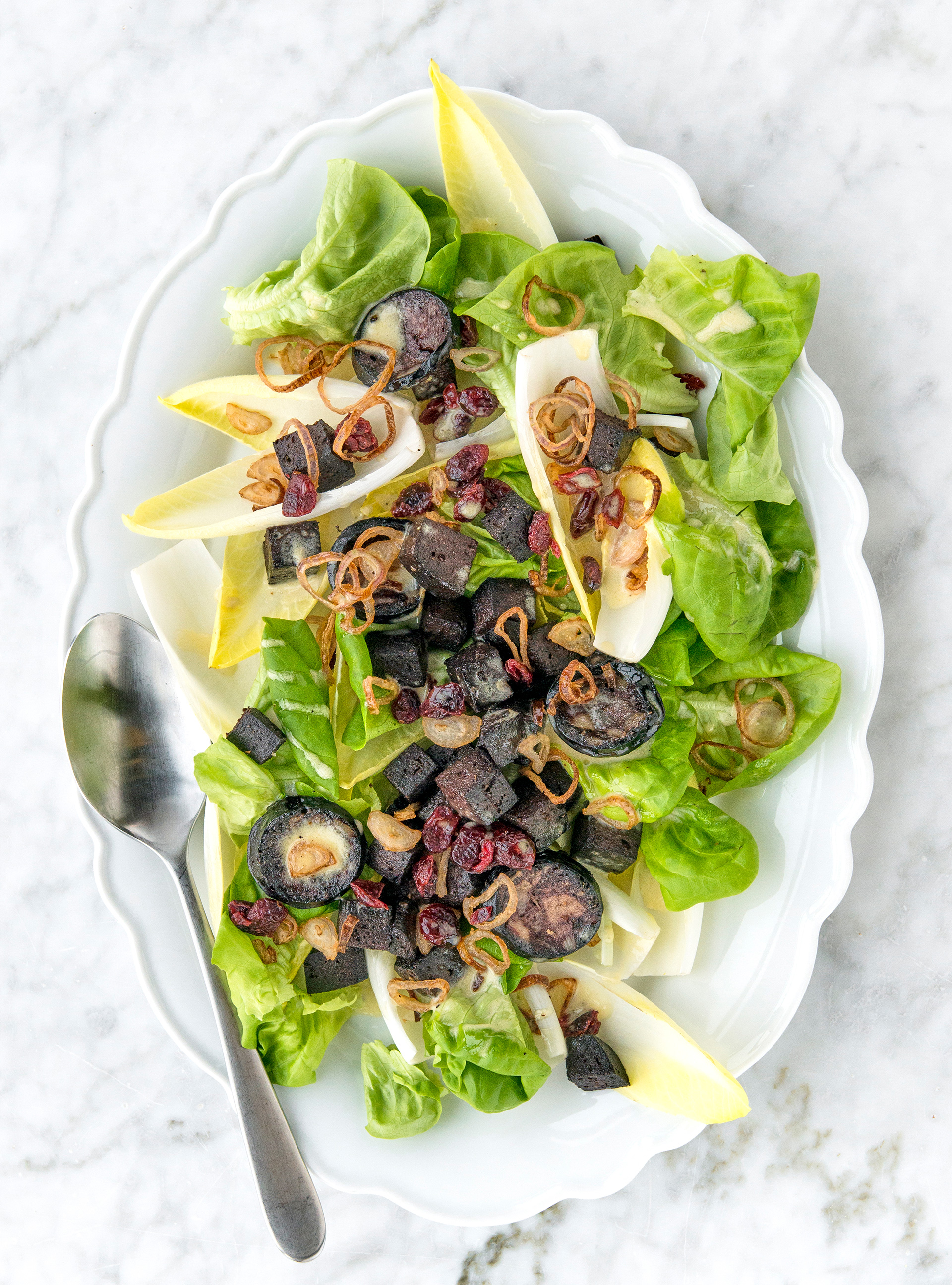 Salade d’endives au boudin frit
